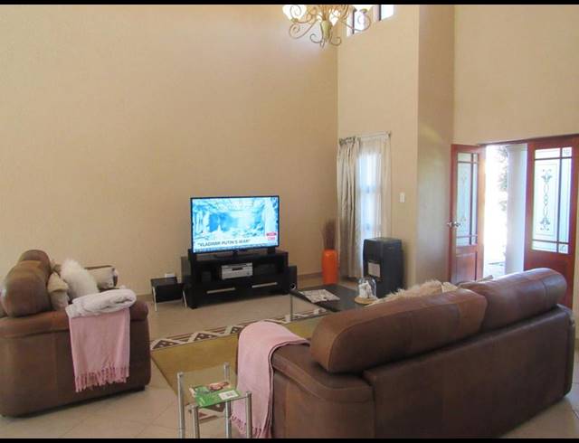 5 BEDROOM PROPERTY TO RENT IN SAVANNAH COUNTRY ESTATE